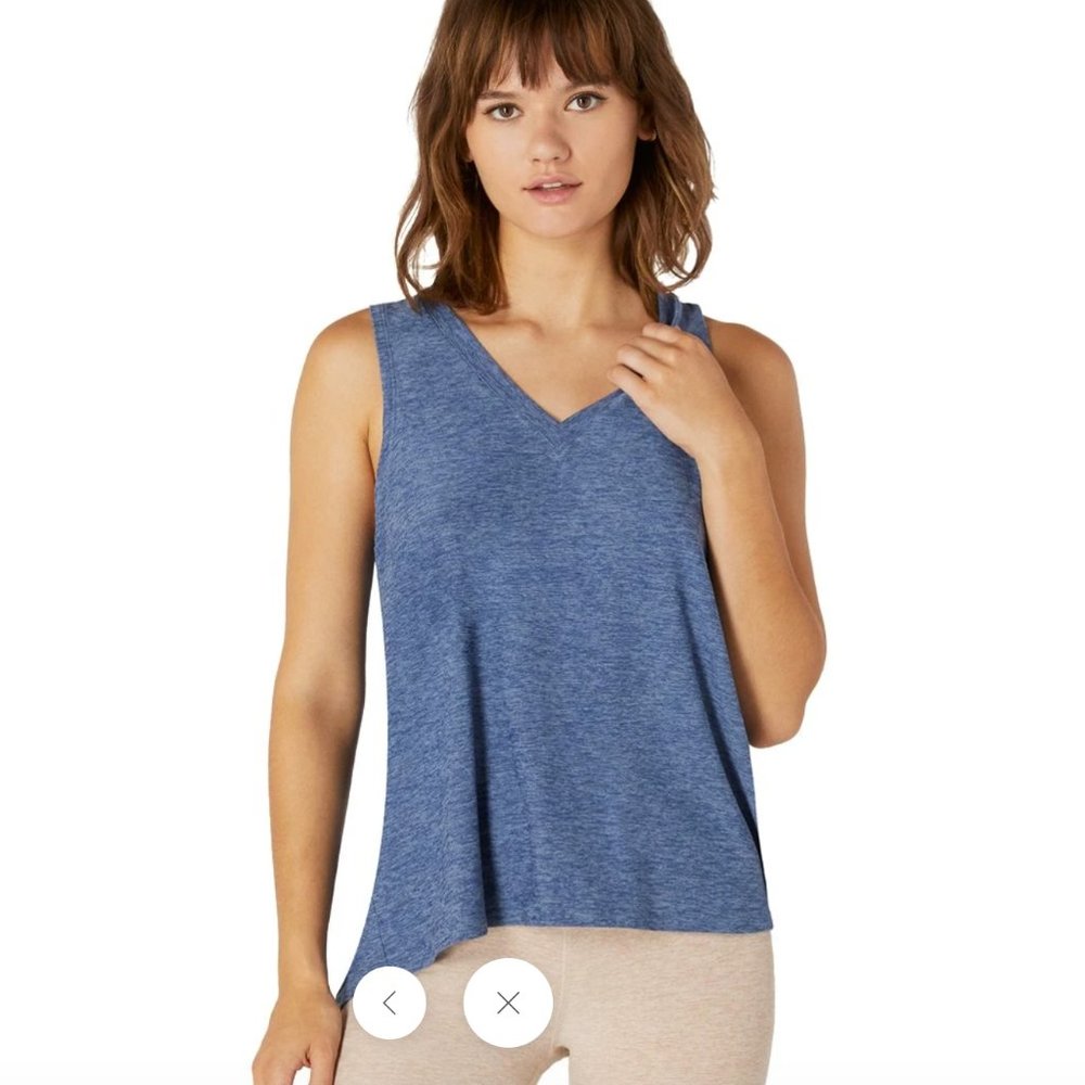 NWT Beyond Yoga All About It Split Back Tank